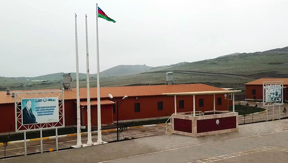 Müdafiə Nazirliyi artilleriyanın görüntülərini yaydı -