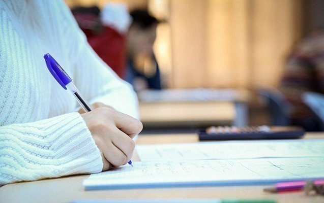 Qəbul imtahanının sualları satılıb? – “Kimdir o müəllim?”