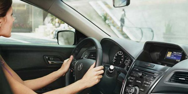 Sürücülük vəsiqəsi almaq istəyənlərin diqqətinə: qaydalar dəyişdi