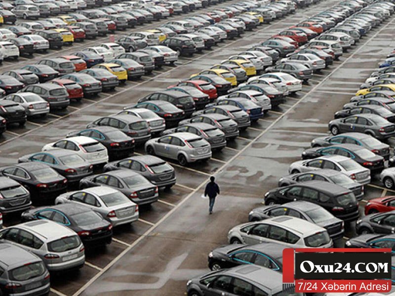 Bakıda anbarda qalan avtomobillər ucuz qiymətə satışa çıxarıldı - QİYMƏTLƏR