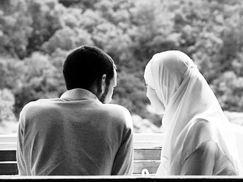 İnsanın həyat yoldaşı elə olmalıdır ki, onun qəlbinin dirilməsinə səbəb olsun