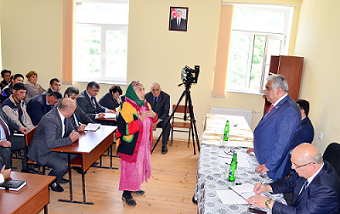 Əhəd Abıyev vətəndaşlarla görüşdə - FOTOLAR
