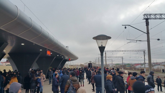 Balakən-Bakı qatarında  gərgin gecə - Şəki stansiyasında olay çıxdı