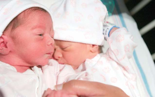 “German Hospital”da faciə: Doğulan əkizlərdən biri öldü, digəri isə…