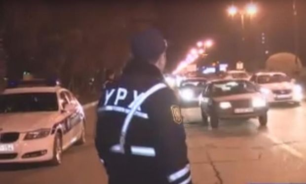 Sərxoş halda polisə yaxalanan sürücü hönkür-hönkür ağladı - VİDEO