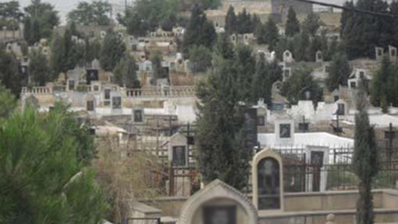 Bakıda dəhşət! Ərinin və oğlunun qəbri başında öldü