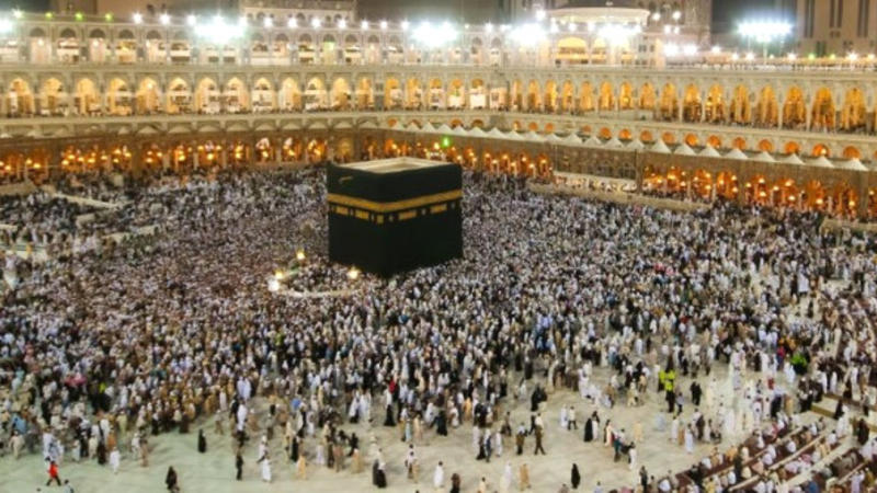 Həcc ziyarətinə gedənlər şokda - ƏRƏBİSTANDAN ÇIXA BİLMƏYƏCƏKLƏR