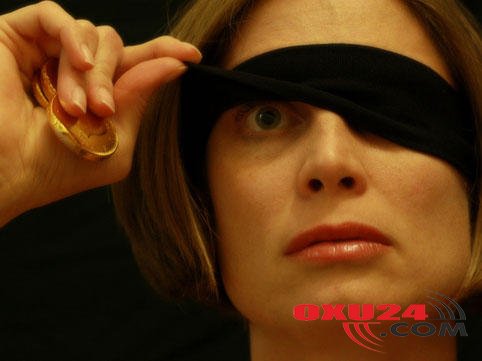 Müəllimədən kişilərə qarşı AĞLASIĞMAZ ƏMƏL: polis mayoru ilə danışdı və... - Azərbaycanda