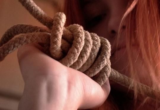 Şəkidə intihar edən 21 yaşlı qızla bağlı dəhşətli təfərrüatlar –