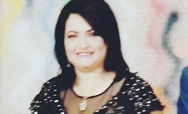 \\\"Əlləyirsən sən, ay molla\\\" — +18 şeir yazan qadından AÇIQLAMA