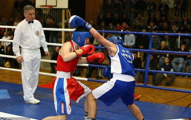 İdmançımız ermənini peşman etdi - TƏMİZ QƏLƏBƏ