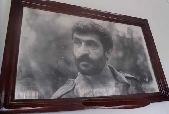 \\\"İgid əsgər\\\" mahnısının həsr olunduğu Milli Qəhrəman kimdir?