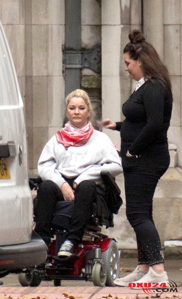 Qadın cinsi münasibət zamanı yataqdan yıxılıb iflic oldu - Firmanı məhkəməyə verdi