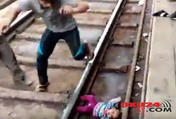 Qatar uşağın ÜSTÜNDƏN KEÇDİ - Dəhşətin ANBAAN VİDEOSU