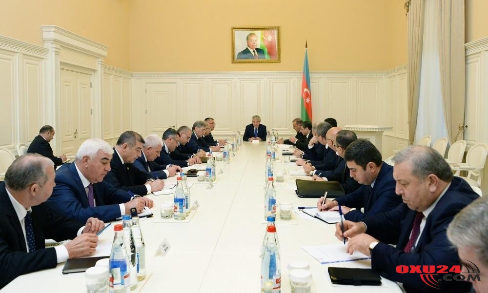  Nazirlər Kabinetində qaçqınlarla bağlı iclas...