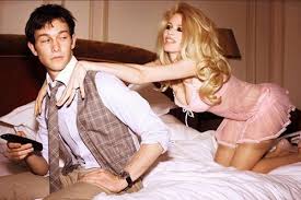 Kişilər üçün vacib xəbər!Cinsi əlaqənin olmaması kişini öldürür (VİDEO)