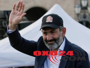 Bütün dünya İranı tərk edir Paşinyan isə  İrana gedir.