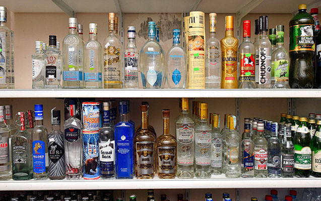 Spirtli və spirtsiz içkilərin, qazlı suların gömrük rüsumları artırıldı