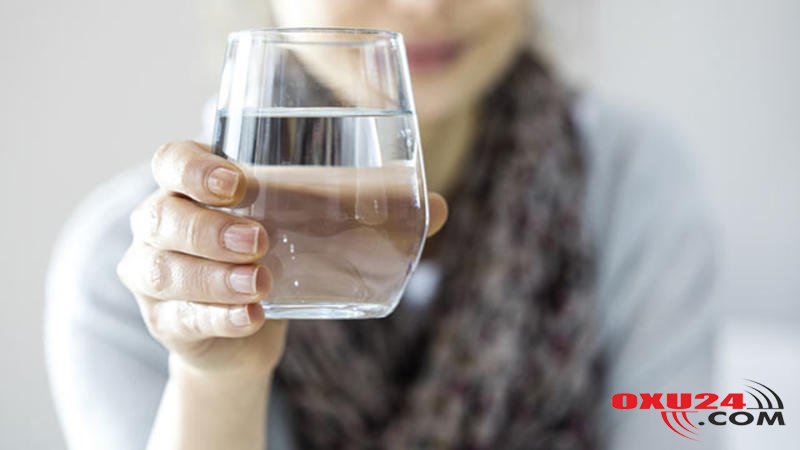 Məşhur cərrah AÇIQLADI – Gündə nə qədər su içməliyik?