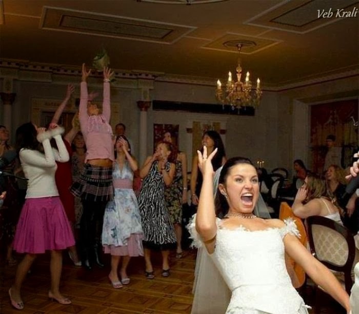 Toyda baş verən bu görüntü hər kəsi güldürdü +VİDEO