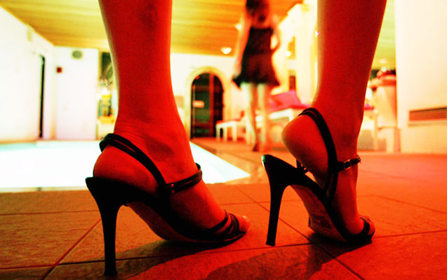 Qadınları fahişəliyə məcbur edən saxlanıldı