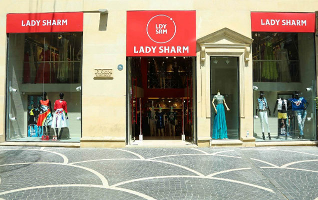 Rəhbərliyi həbs olunan \\\"Lady Sharm\\\" mağazası yanıb,ya yandırılıb?