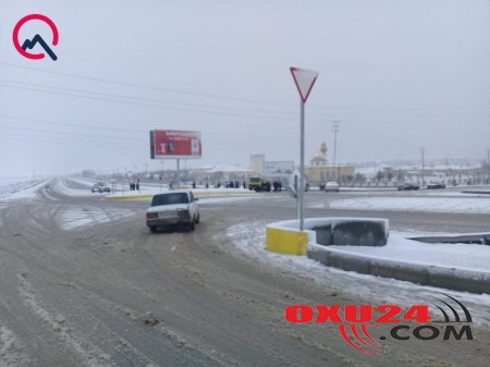 Qobustanda zəncirvari qəza, xəsarət alan var