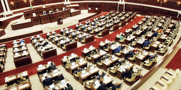 Deputatdan əhaliyə şad xəbər: kreditlərlə bağlı qərar verilir