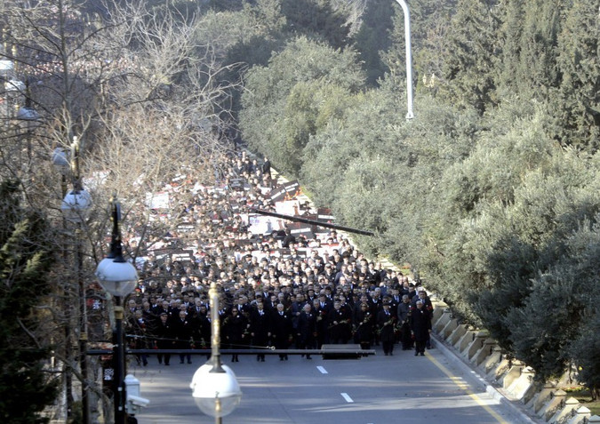 Xocalı soyqırımı ilə bağlı yürüş keçirilir - Prezident iştirak edir