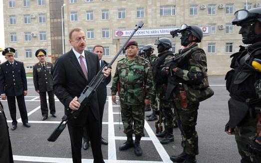 Prezidentin general rütbəsi verdiyi şəxslər kimdir?