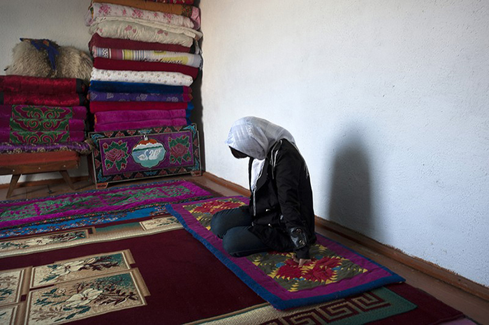 Qızları qaçırır, otaqda tək saxlayır, zorlayır, sonra da... - TÜKÜRPƏDƏN ADƏTLƏR