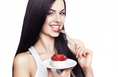 Şirniyyatı çox yemək qadınların üzlərini qırışdırır