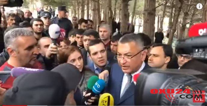 \\\"Sən bu binada yaşaya bilərsənmi?\\\"-Yanan binanın sakinindən \\\"Qaçqınkom\\\"un sədrinə sual