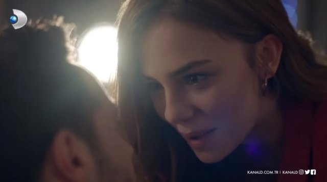 Azərbaycanlıların geniş şəkildə izlədiyi serialda intim səhnə açıq şəkildə efirə verildi