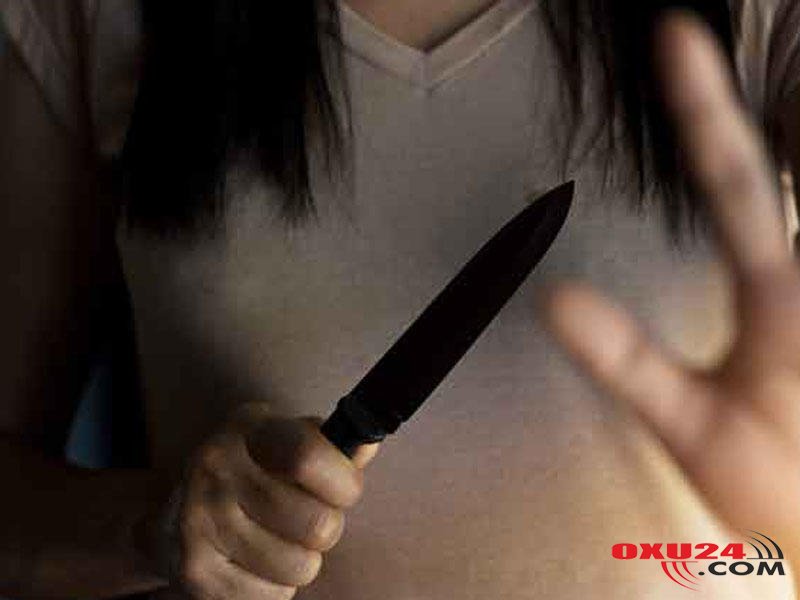 Azərbaycanda 17 yaşlı qız bıçaq götürüb sevdiyi oğlanın evinə getdi - “Məni almasan...”