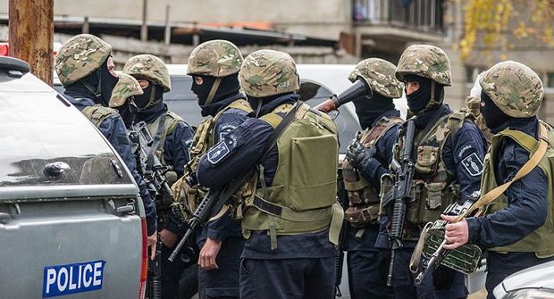 SON DƏQİQƏ! Çeçenlər ayağa qalxdı,bölgəyə xüsusi təyinatlılar yerdilib