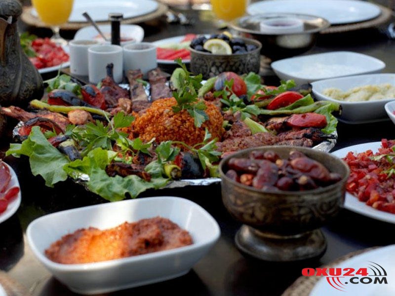 İftar süfərsində kimlər əyləşə bilər? - Ramazan haqqında bilmədikləriniz