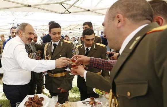 Paşinyanın Şuşa səfərinə reaksiya: Növbəti Aprel hadisələri yaşana bilər