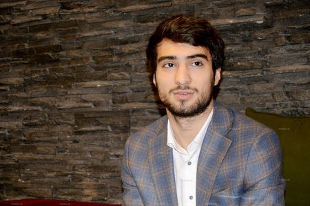 Mahir Mədətov soyadını və atasının adını DƏYİŞDİRDİ - FOTO