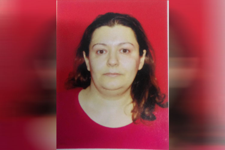 Atasını \\\"Asan Xidmət\\\"də qoyub qaçdı -Bu qadını tapana pul veriləcək