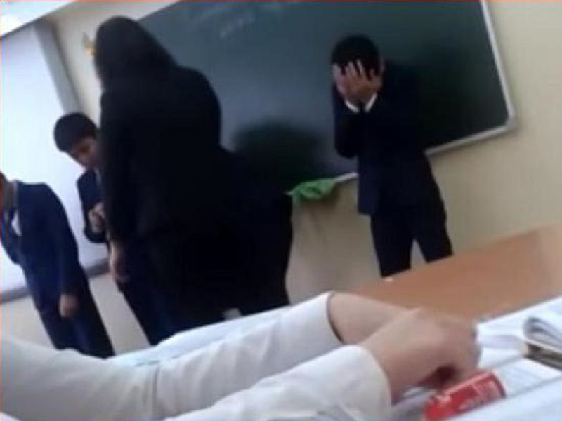 Bakıda  müəllimdən  azyaşlı  şagirdə  qarşı şok  hərəkət