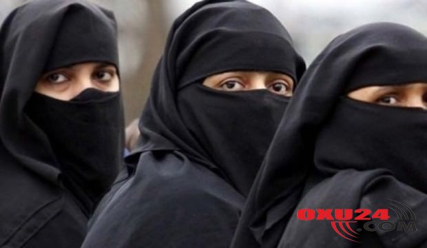 Tehranda tələbələr hicaba qarşı etiraz ediblər