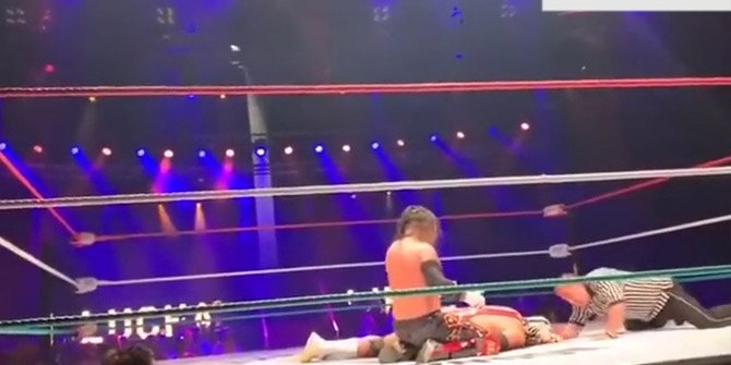 Rinqdə DƏHŞƏTLİ ANLAR: məşhur idmançı 1 təpiklə öldü