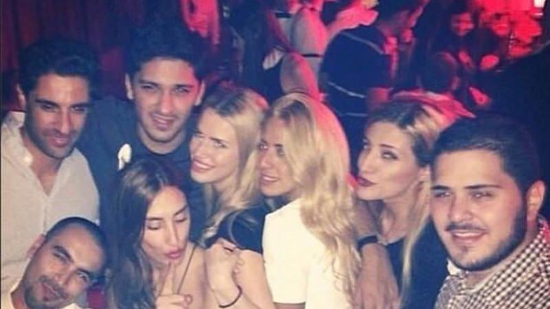 Oğlanlarla min oyundan çıxan iranlı qızların İNANILMAZ GECƏ HƏYATI - ŞOK FOTOLAR