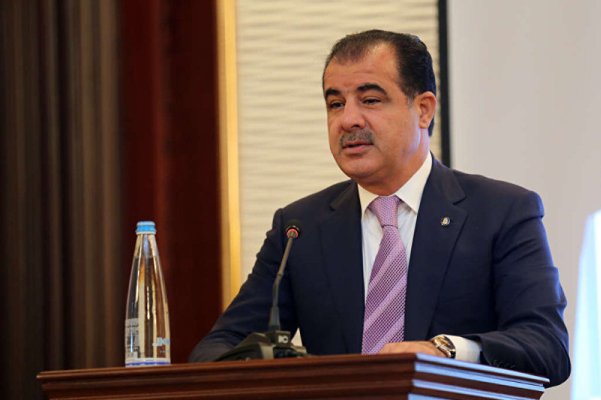 Elmar Vəliyevin nömrəsini əlindən aldılar