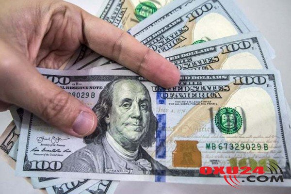 Banka 100 min manat qoyan əcnəbiyə yaşamaq icazəsi veriləcək - AZƏRBAYCANDA