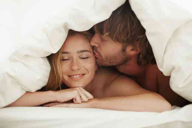 Qadınların yaşlarına görə seks istəkləri - BUNU HƏR BİR KİŞİ BİLMƏLİDİR