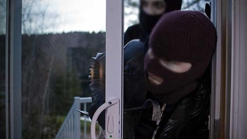 Azərbaycanda şok cinayət – evə basqın edib qadını…