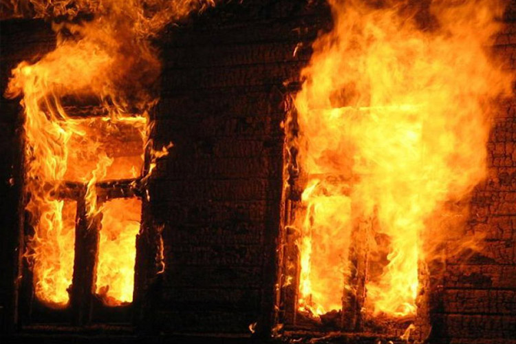 Bakıda faciə: Azyaşlı qız diri-diri yanıb öldü