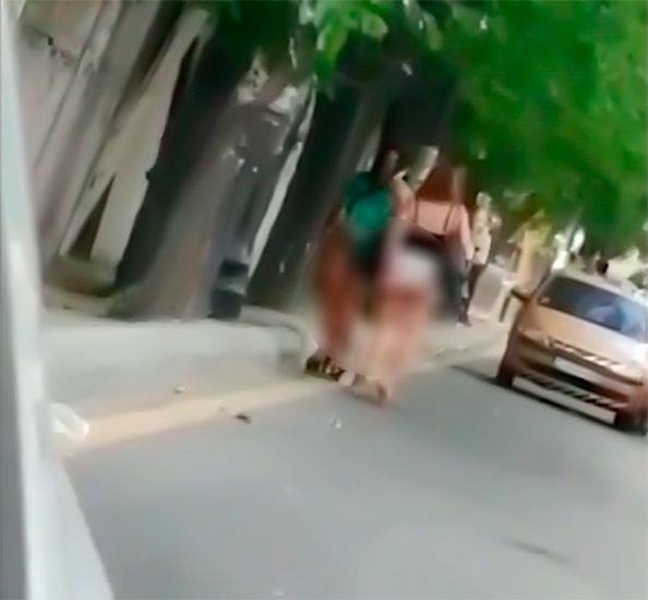 Bakıda transdan küçənin ortasında biabırçı hərəkət